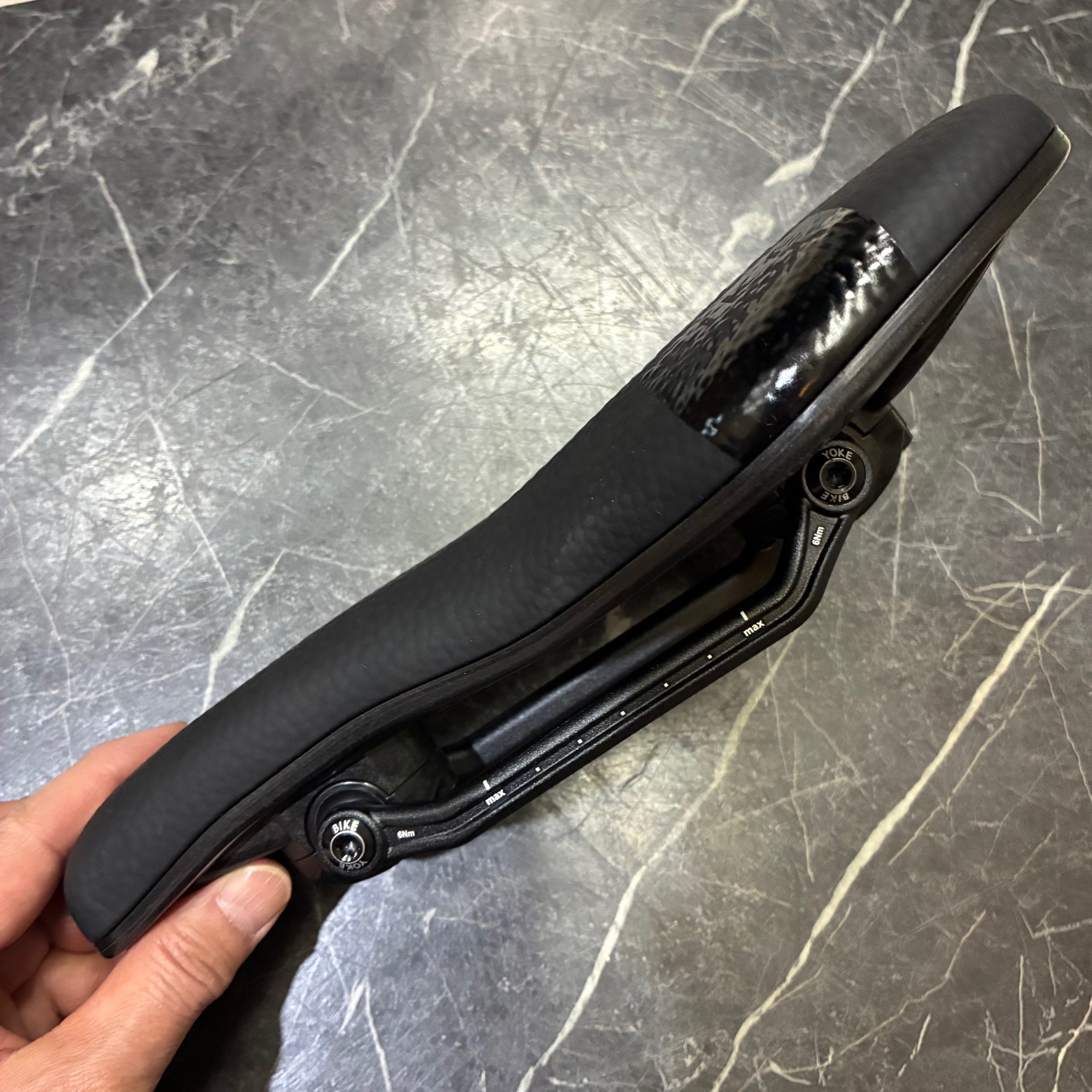 BIKE YOKE SAGMA 142mm ダンパーあり 267g | AST BIKES